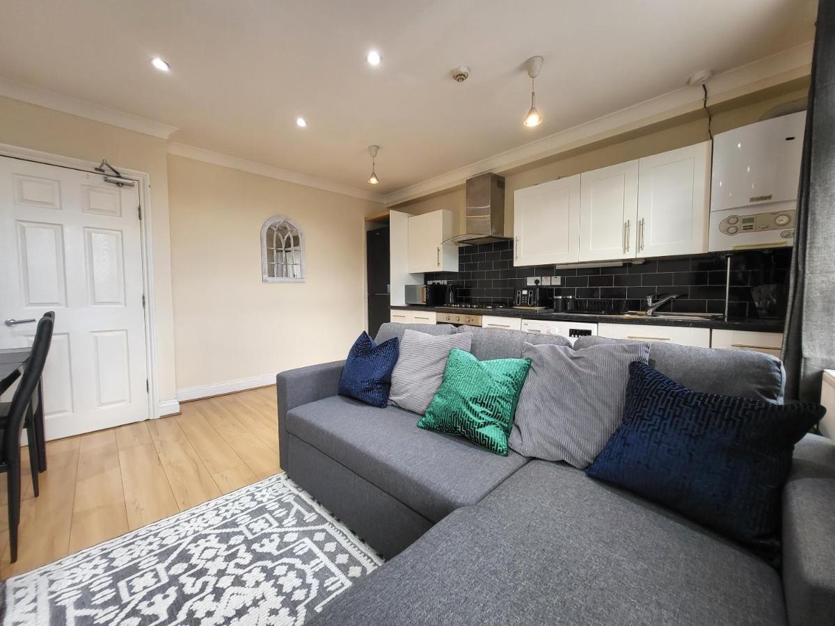 Tooting Bec Central Apartment By London Tube Eksteriør billede
